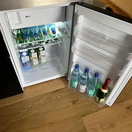 Kostenlose Parkplatz Free Parking *